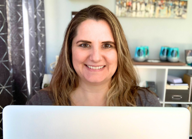 frankie working on website design image